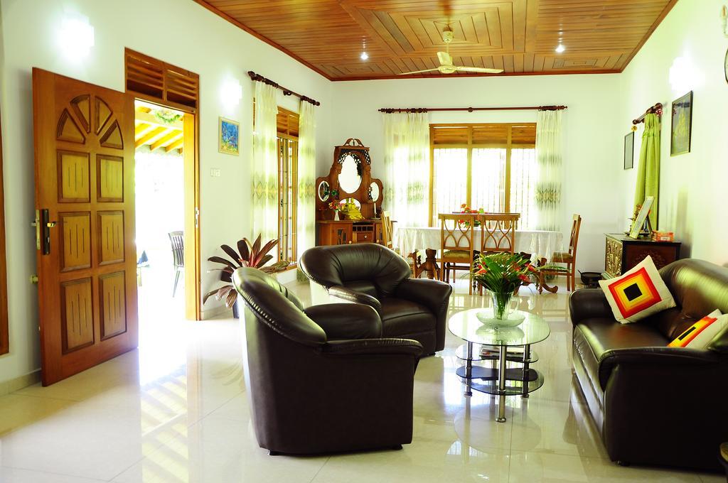 Lumbini Villa Бентота Стая снимка