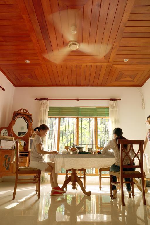 Lumbini Villa Бентота Екстериор снимка